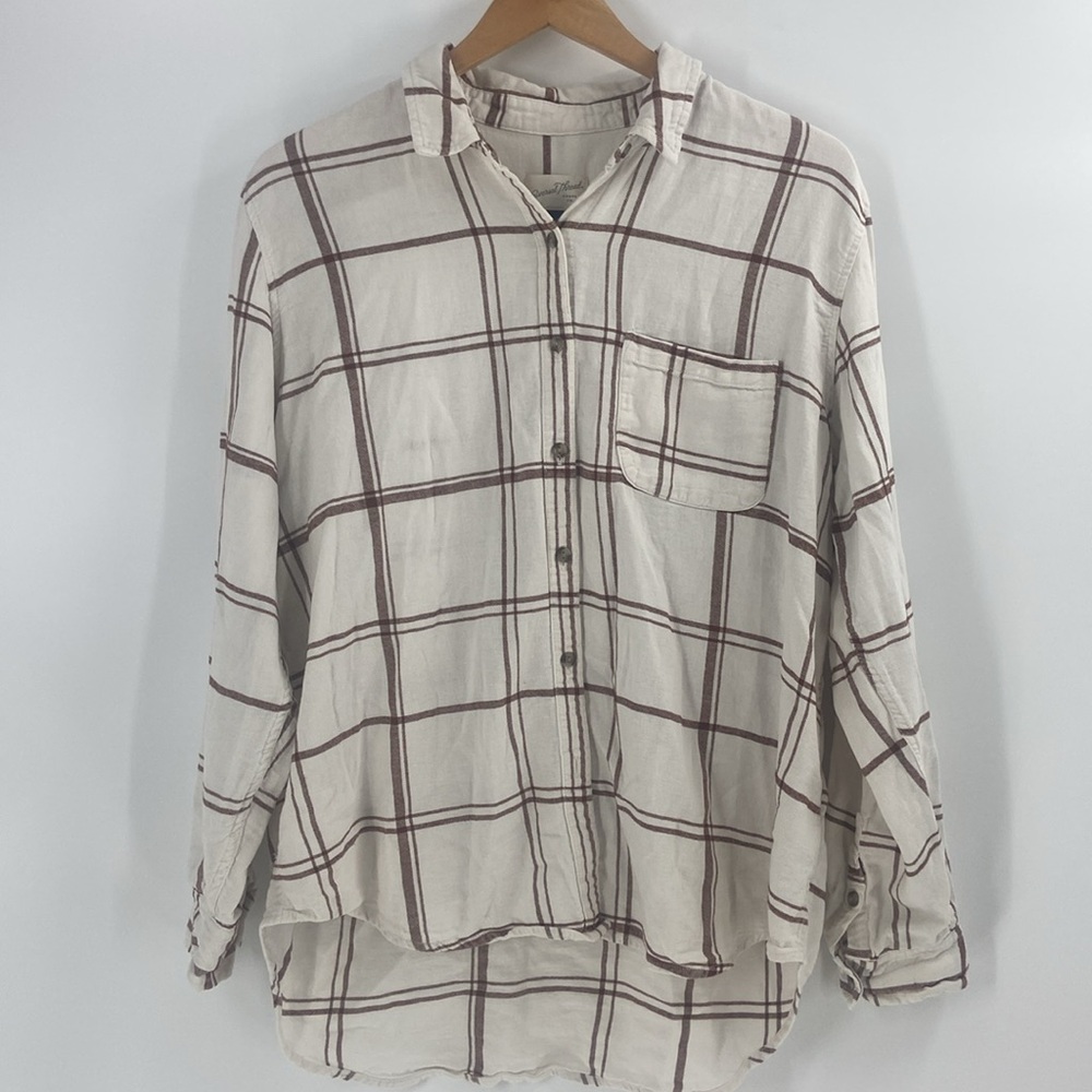 Universal threads relaxed fit cotton plaid long sleeve button front  shirt